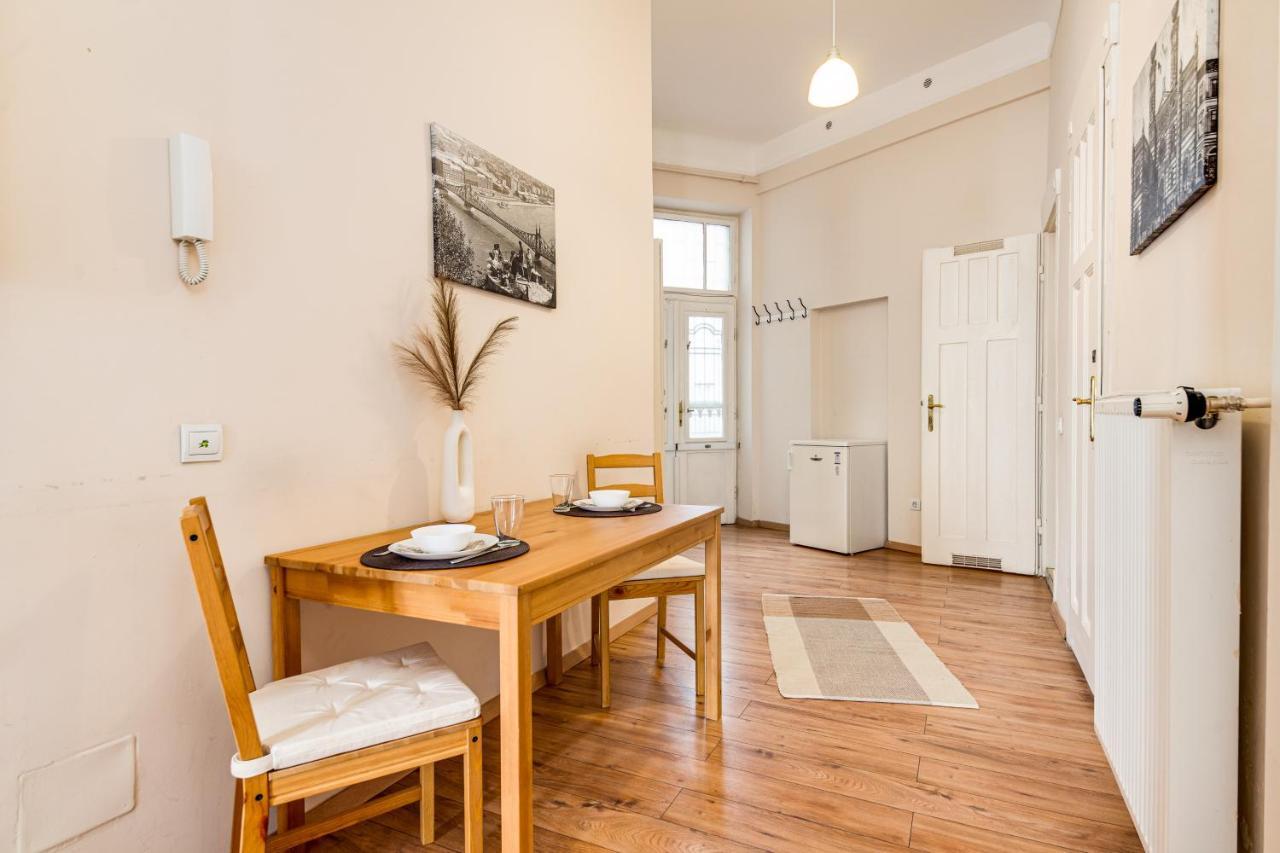 Vintage Apartment In The Jewish Quarter بودابست المظهر الخارجي الصورة