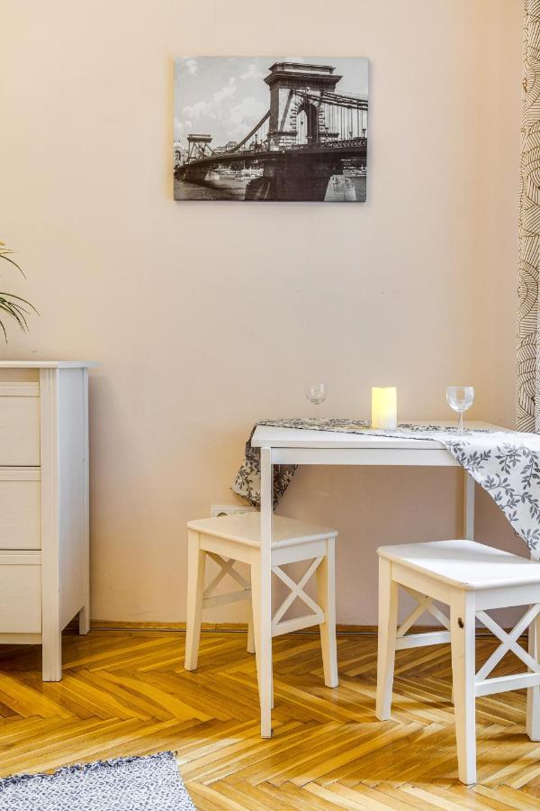 Vintage Apartment In The Jewish Quarter بودابست المظهر الخارجي الصورة