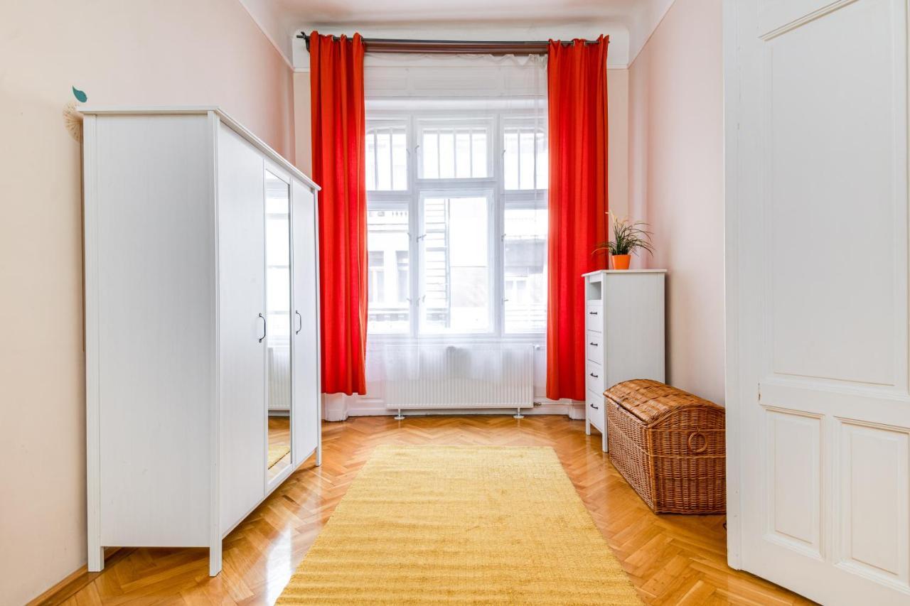 Vintage Apartment In The Jewish Quarter بودابست المظهر الخارجي الصورة