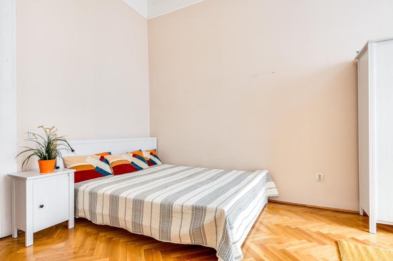 Vintage Apartment In The Jewish Quarter بودابست المظهر الخارجي الصورة